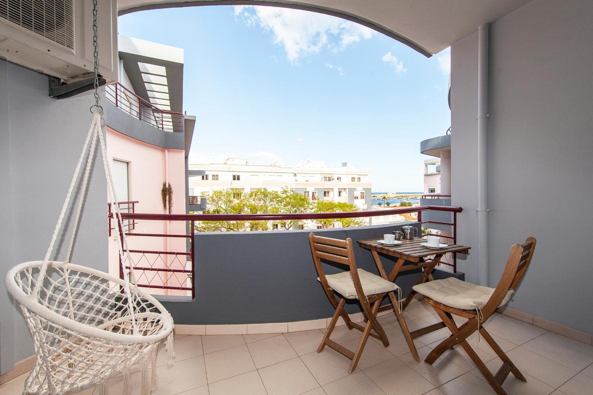 Gama Avenue Apartments Лагос Екстериор снимка
